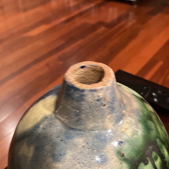 Vintage handmade flowers pottery - Picture 5 of 8